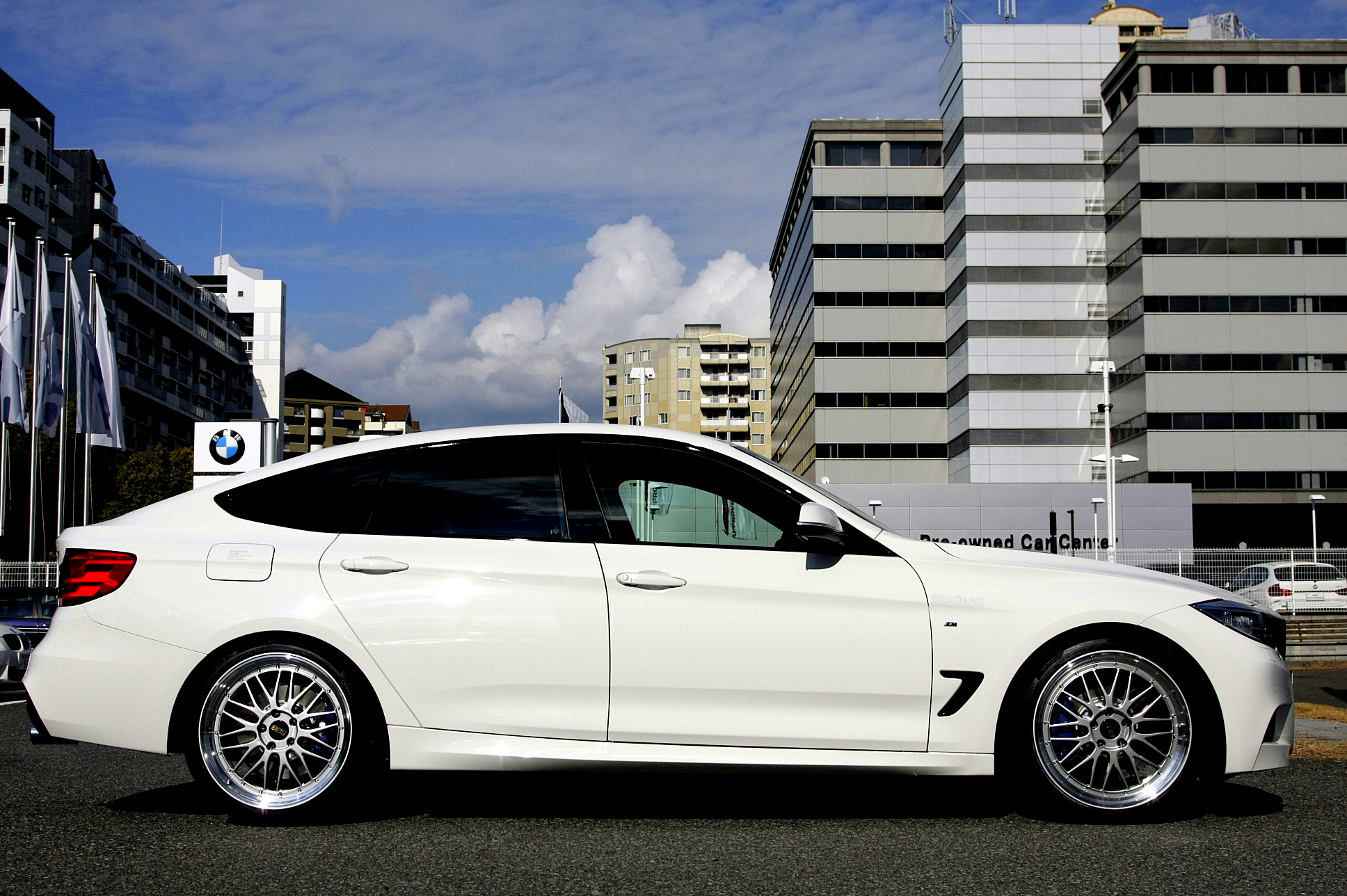 Never noticed a F34 until i saw it against other cars! | BMW.SG ...